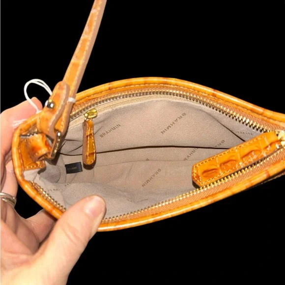 Brahmin Classic NWOT Raffia & croc embossed shoulder bag